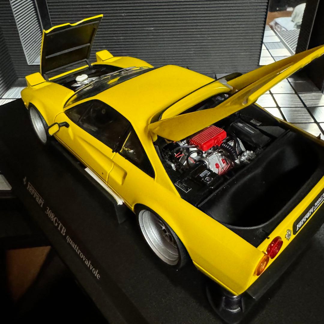 絶版 京商 1/18 フェラーリ 308GTB クワトロ カスタム仕様