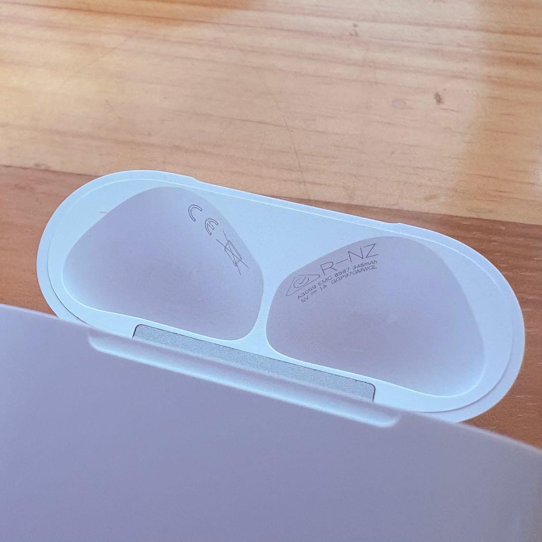 【箱無し】AirPods4 アクティブノイズキャンセリング搭載