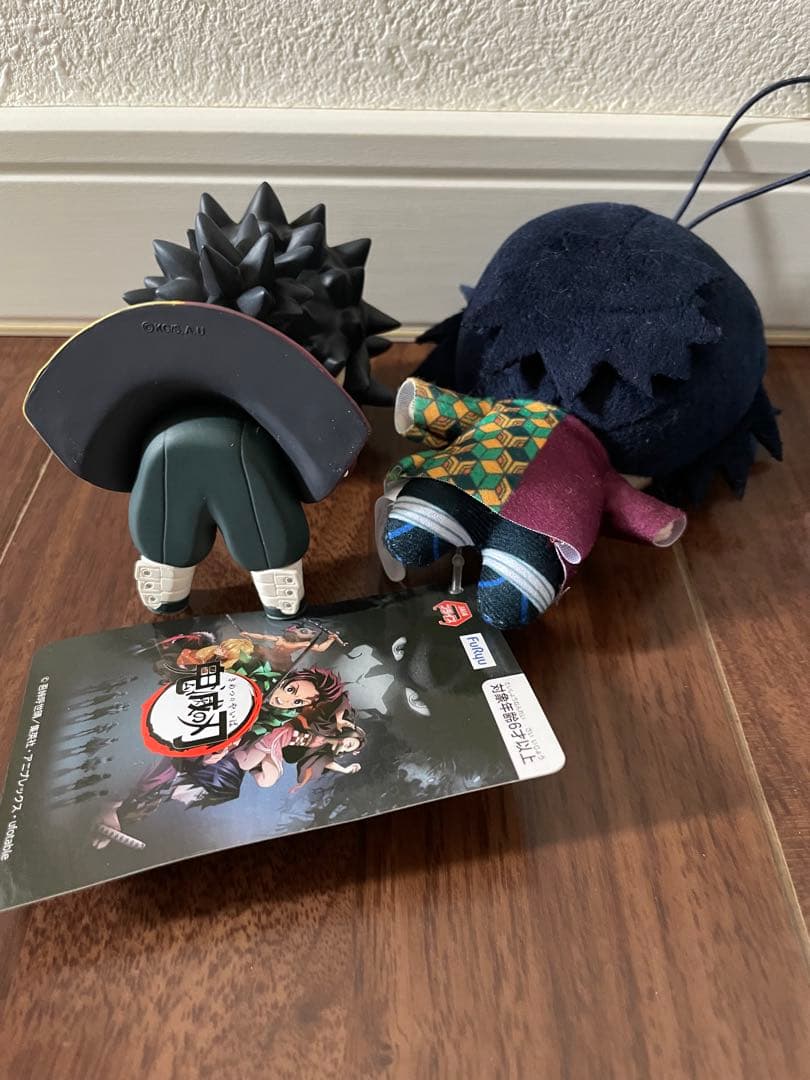 鬼滅の刃　冨岡義勇　ゆらゆらヘッド　ぺたんこフィギュア　マスコットぬいぐるみ