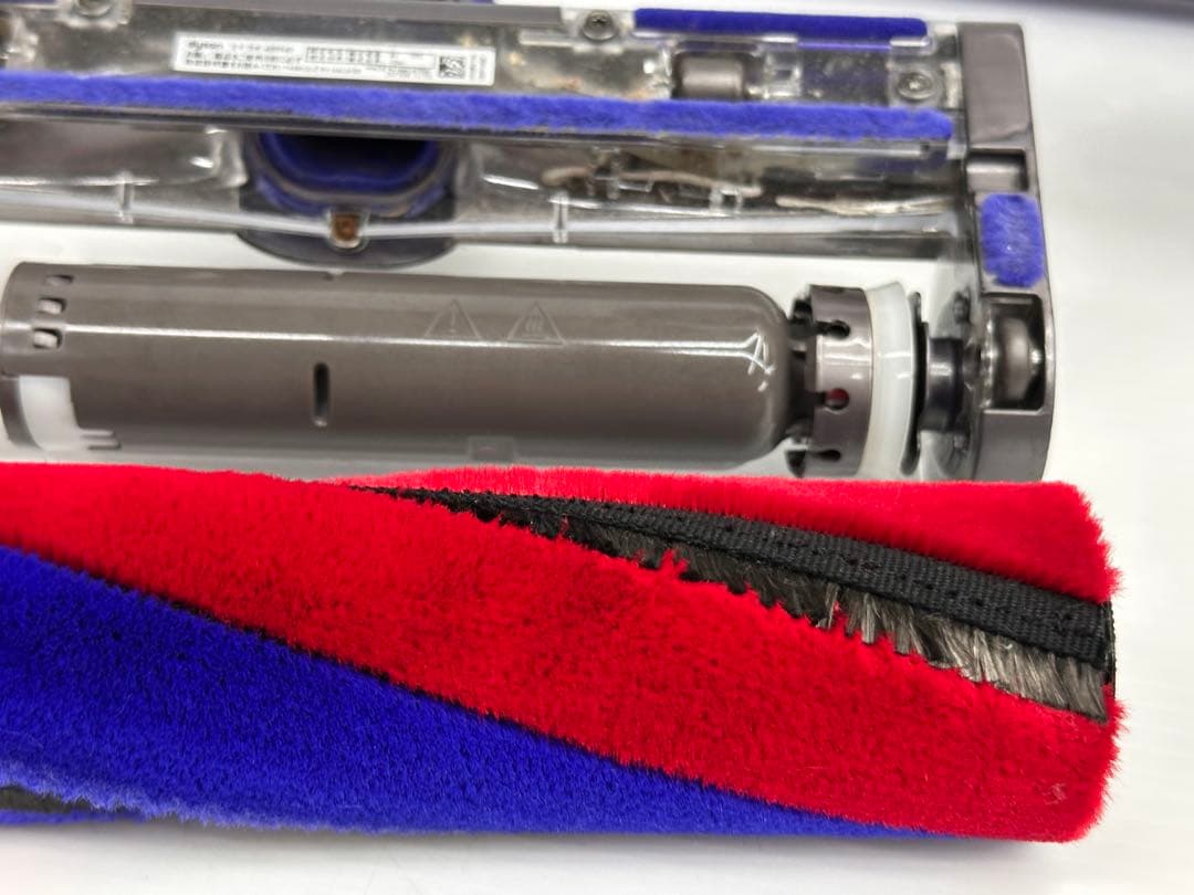 綺麗　美品　ダイソン掃除機　SV21 本体　ヘッド　パイプ　純正バッテリー付き