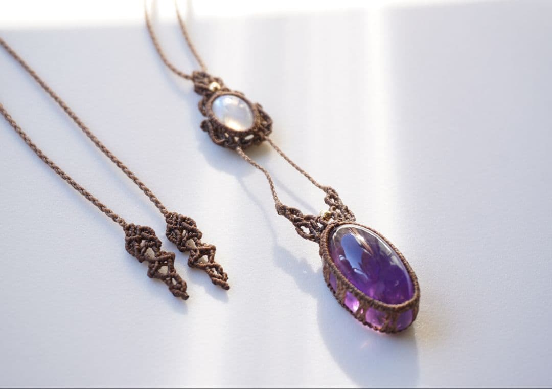 《H様お取り置き》夜明けの空の色　グラデーションアメジスト　マクラメ　ネックレス