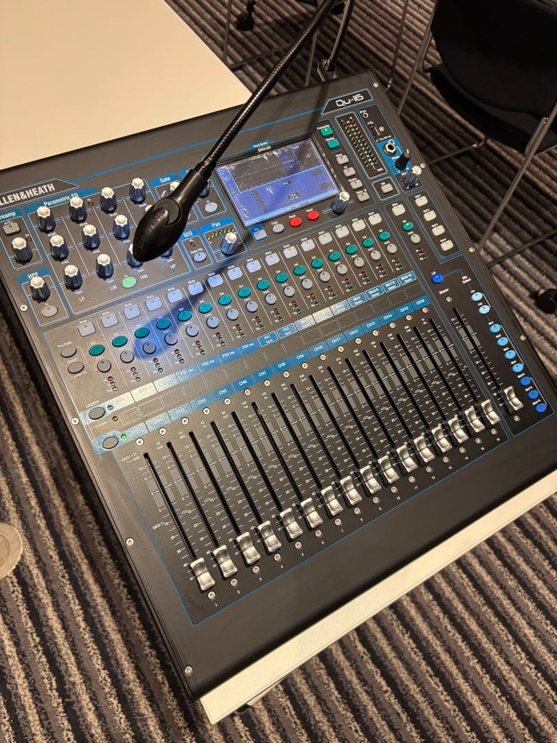 ALLEN & HEATH Qu-16C/純正キャリーバッグ/純正ミキサーライト