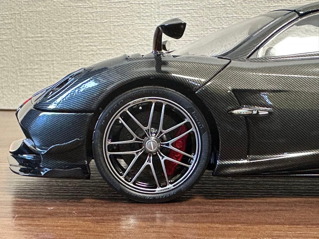 1/18 LCD Pagani Huayra パガーニウアイラBC Carbon