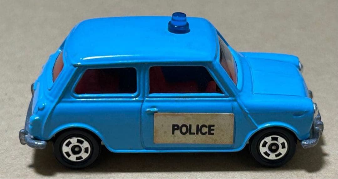 トミカ ミニクーパー 世界のポリスカーセット