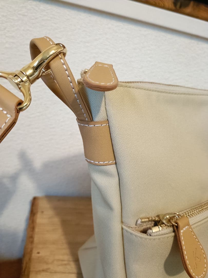 コタロウキタムラ★ほぼ未使用　サブバッグ付き　レザーキャンパス