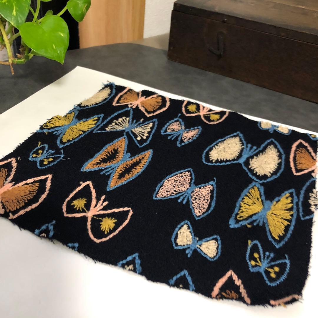 人気テキスタイル3種/ミナペルホネン