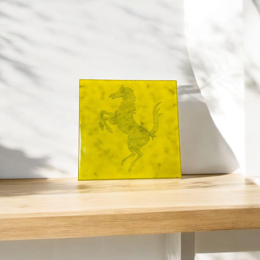 フェラーリ Enzo Ferrari 居室壁面用タイル