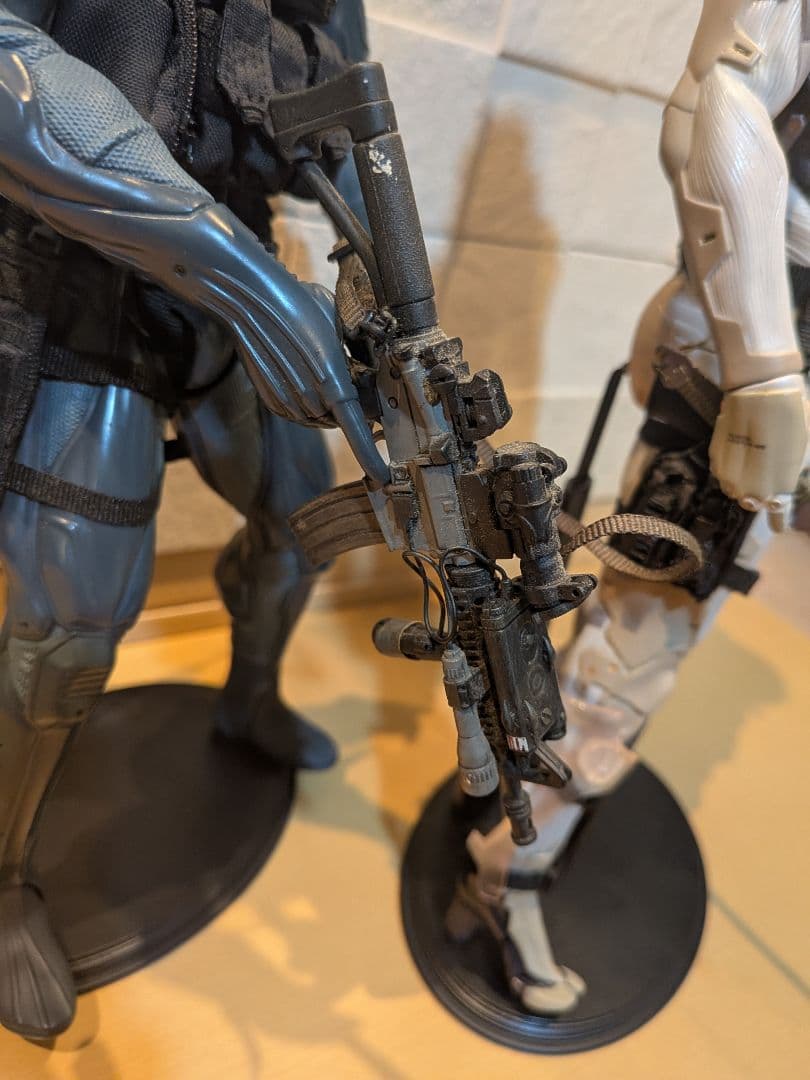 メタルギアソリッド メディコムトイ スネーク&雷電 1/6 フィギュア RAH