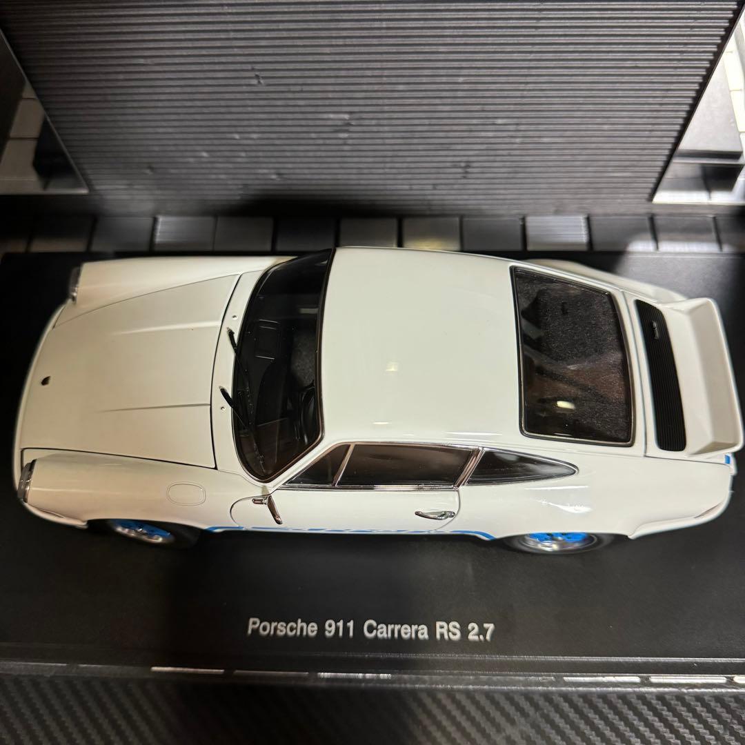 絶版未展示品オートアート1/18ポルシェ911 カレラ RS 2.7 1973