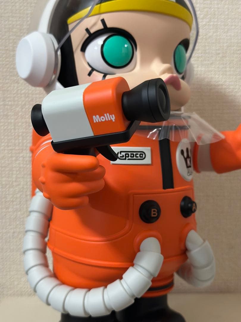 ポップマート MEGA SPACE MOLLY 400% SPACE S
