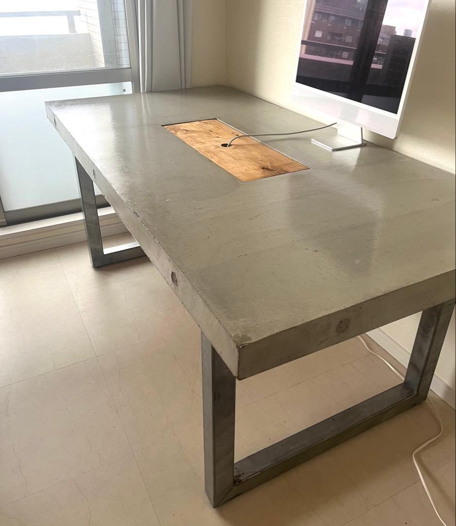 引越特別価格【特注品】モルタル天板　ダイニングテーブル