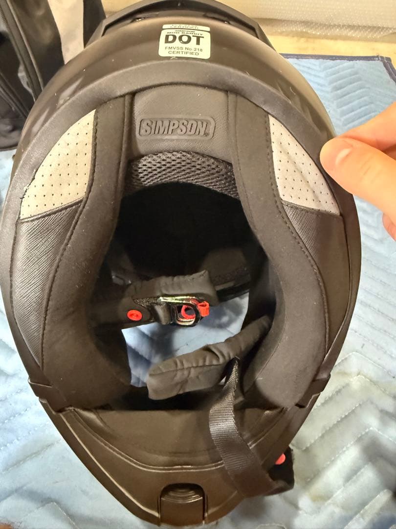 Simpson Mod Bandit フルフェイスヘルメット マットブラック