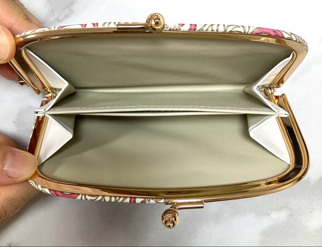 【新品未使用＋箱付き】文庫屋大関　錦紗〈ピンク〉天溝がま口　財布　小銭入れ