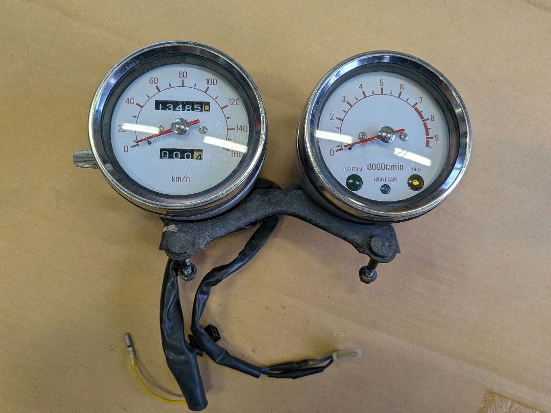 SR400 （1JR）から取外し　純正メーター　スピードメーター　タコメーター