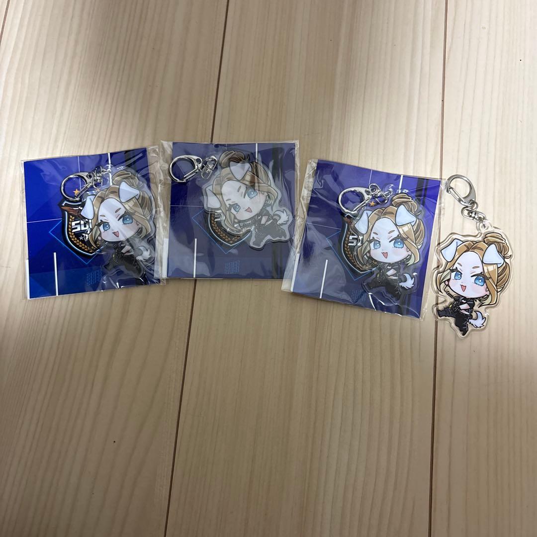 ストグラ 二十日ネル アクスタ、アクキー