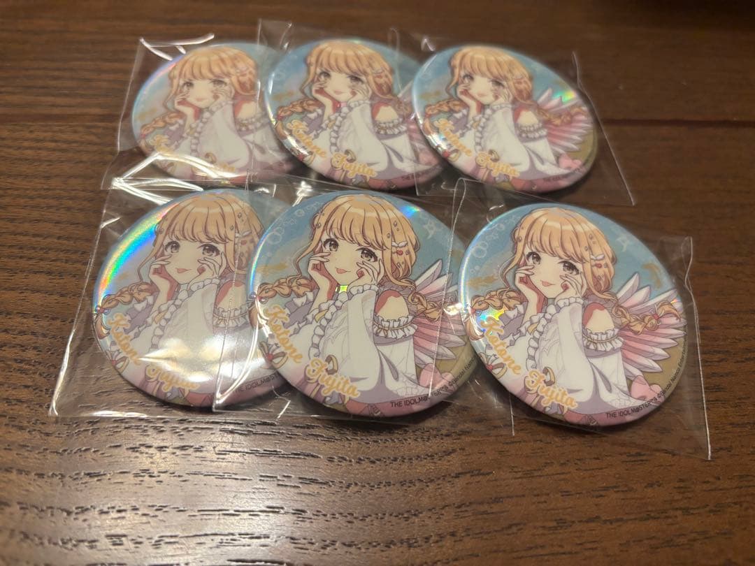 学マス　初星水族館Ⅱ 藤田ことね　オーロラ缶バッジ　6個セット