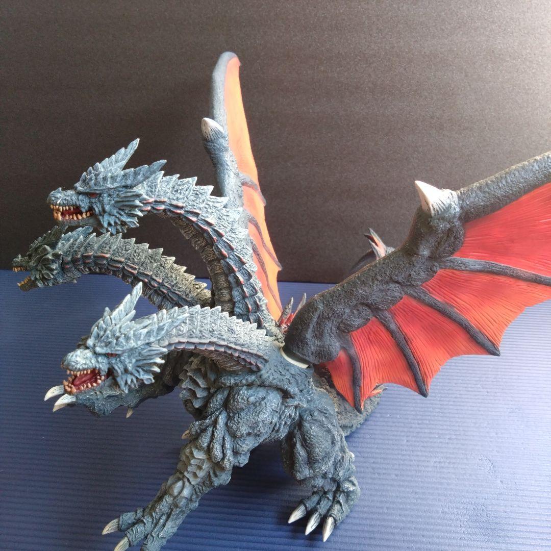 デスギドラ　フィギア