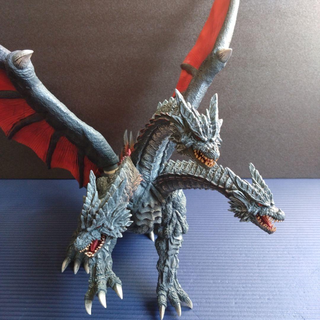 デスギドラ　フィギア