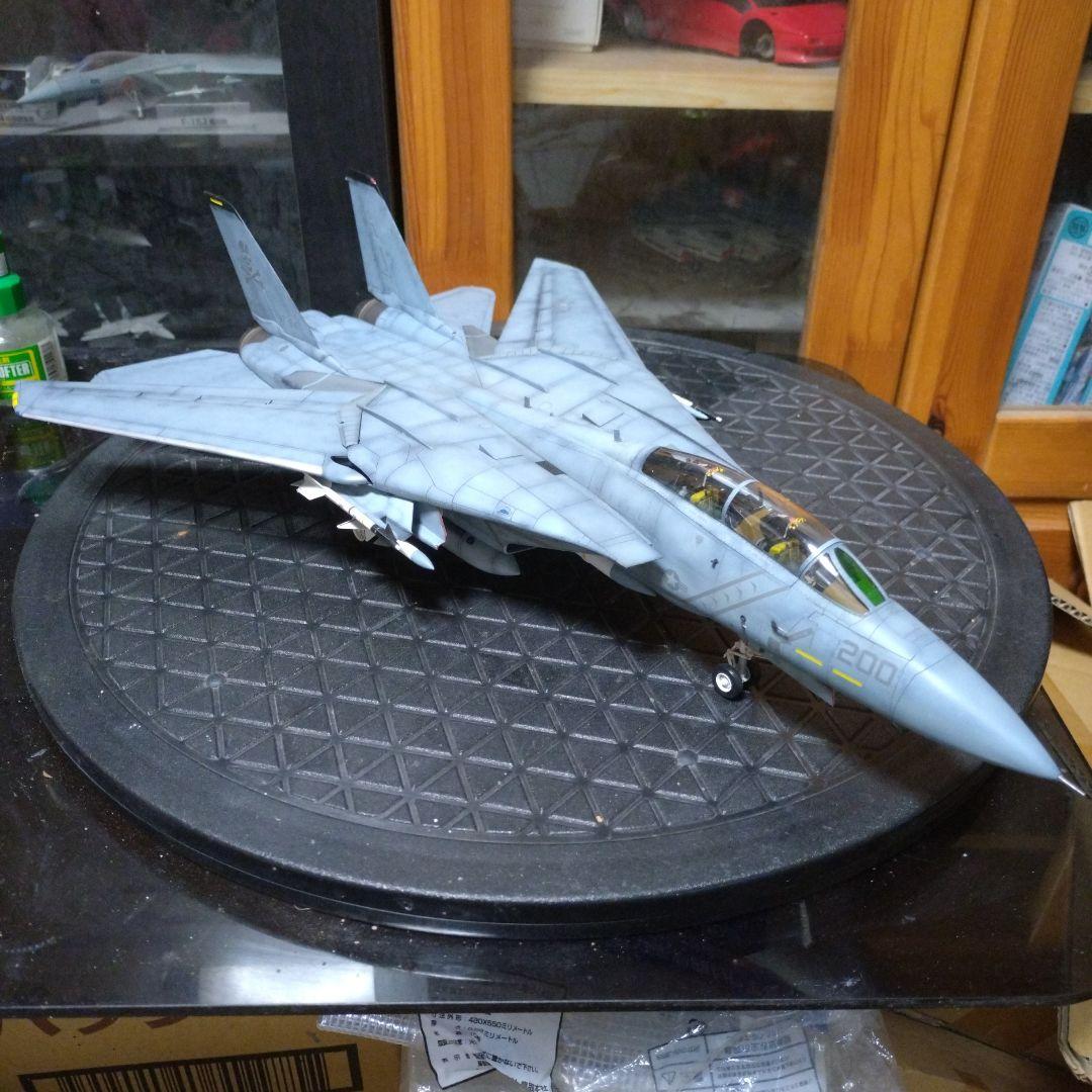 タミヤ 1/48 F14Aプラモデル塗装済み完成品