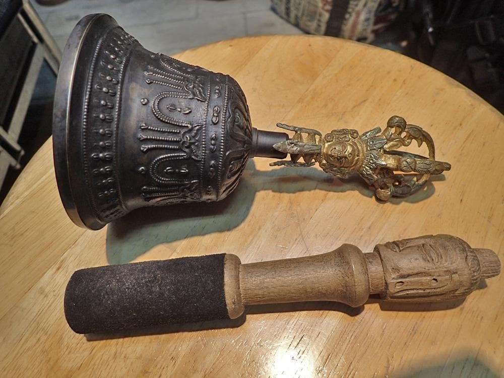 【風水】シンキングハンドベル (670g)