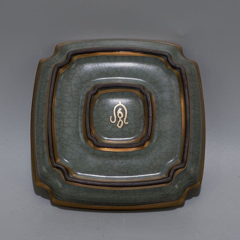 宋五名窯鉄胎官窯蒔詩文四方皿 景徳鎮 陶磁器 装飾品 現代工芸品美術品 置物