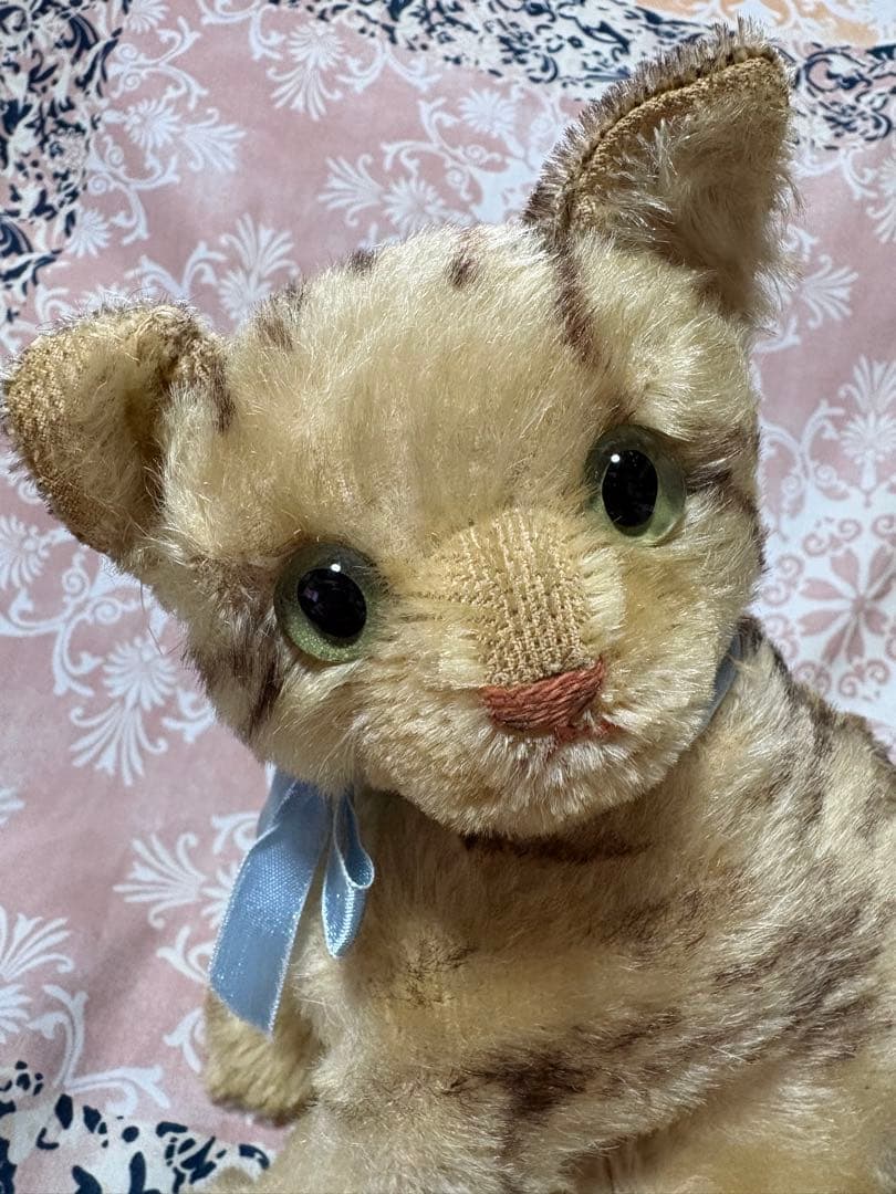 シュタイフ　猫　タビーキャット　ネコ　テディベア　ビスクドール　ジュモー