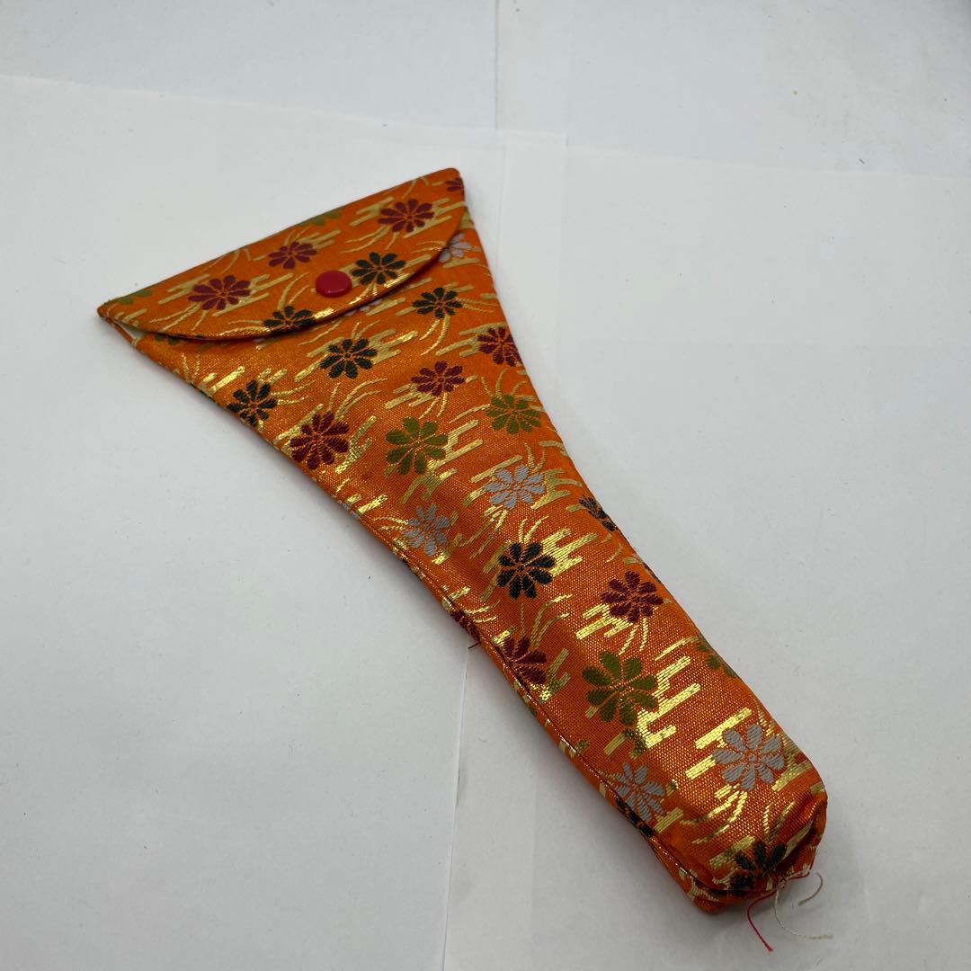 ヴィンテージ   天然素材　バチ　重さ約　113g  #387