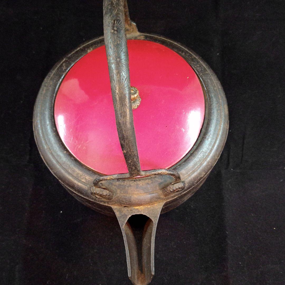 蔵出しアンティーク　骨董鉄瓶　アンティーク鉄瓶　2つセット木箱入り　古民家レトロ