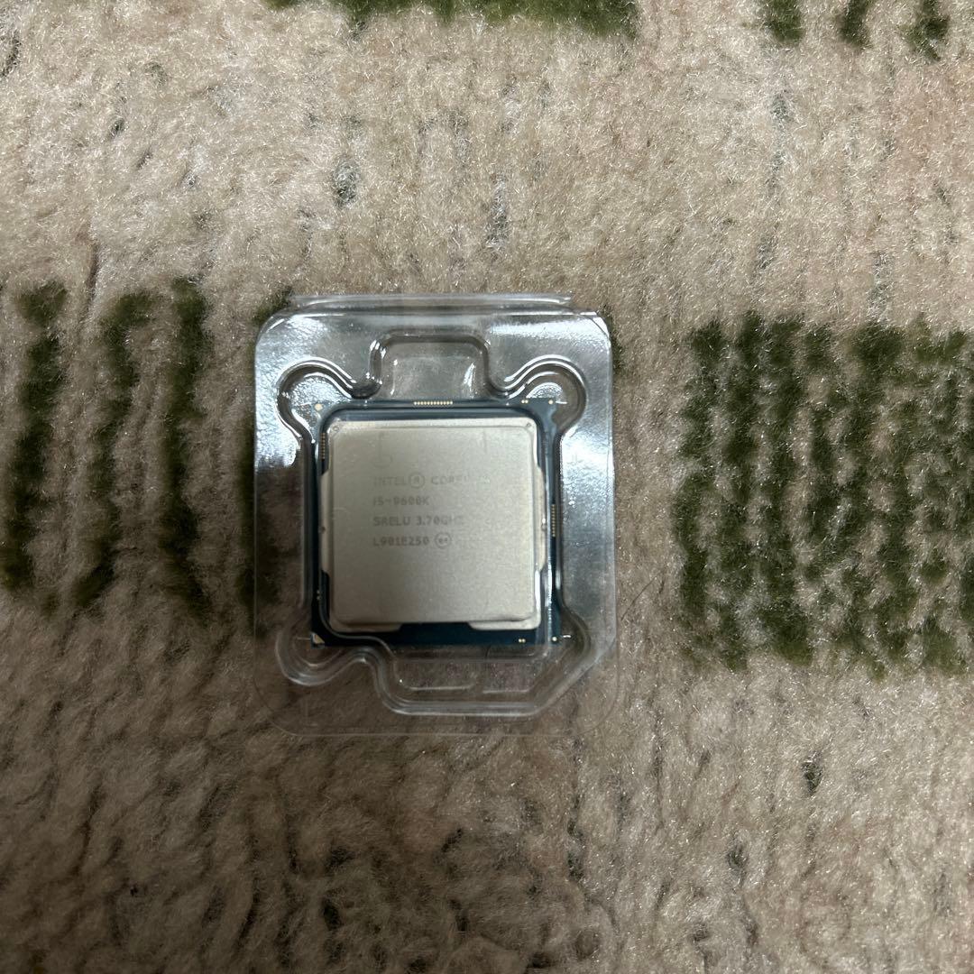 Intel Core™︎ i5®︎ 9600K 美品