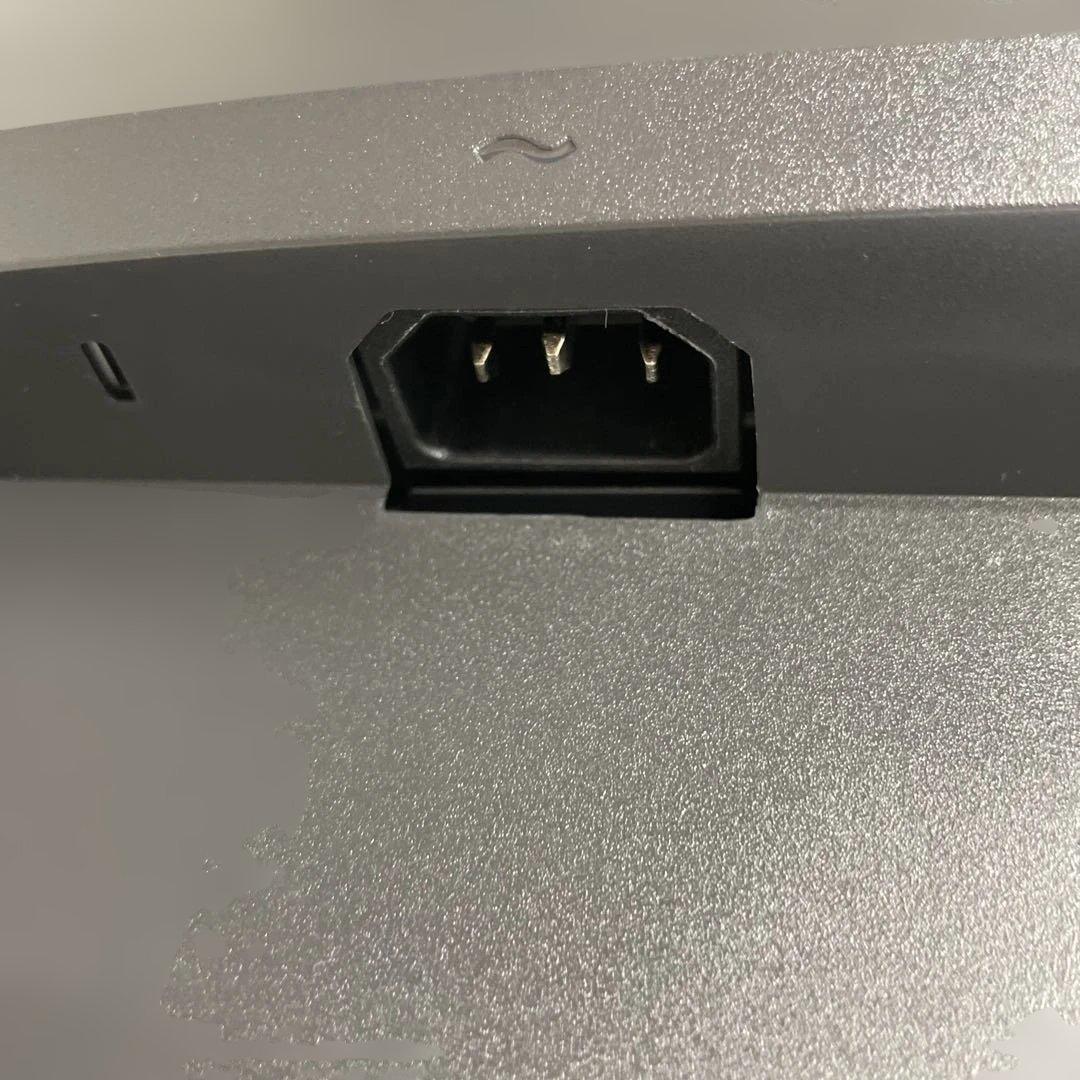 PCモニター DELL P2422H 2021年製