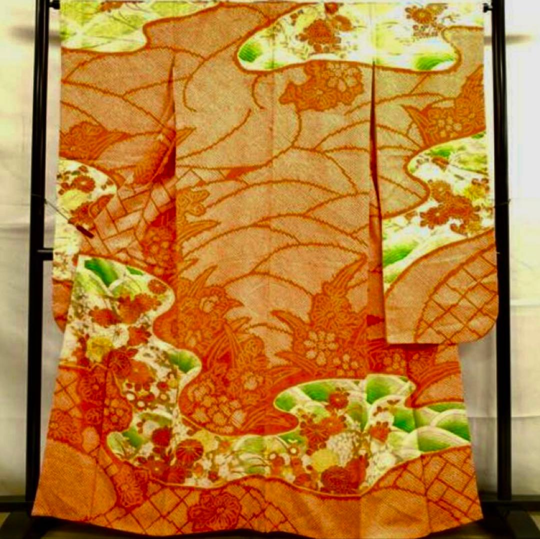 豪華振袖 駒刺繍 絞り 草花紋 正絹 逸品