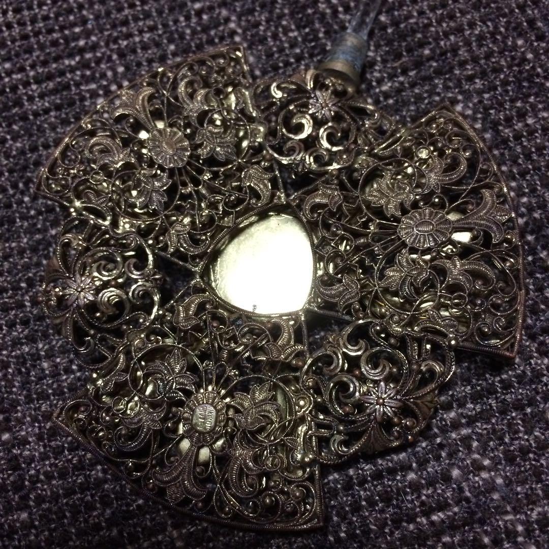 エイジャの赤石？イタリアアンティーク  ジョジョの奇妙な冒険？ 戦闘潮流