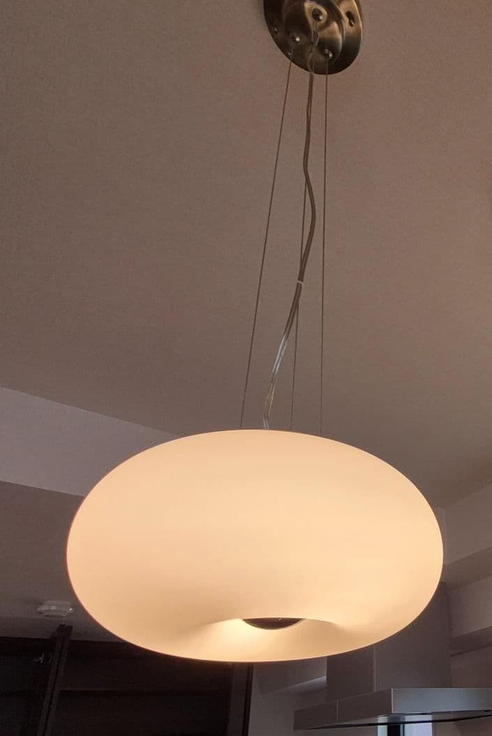 ホワイトガラスペンダントライト 1点 2020年製 B-2505TL12