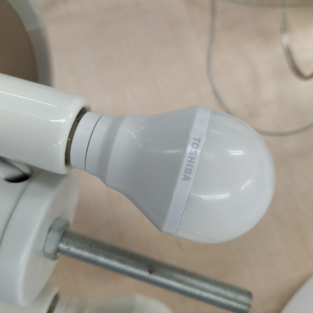 ホワイトガラスペンダントライト 1点 2020年製 B-2505TL12