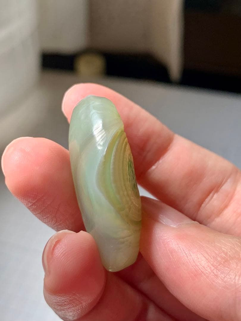 アラシャンゴビアゲート　蒙古瑪瑙　原石　水石　翡翠　オパール　根付　天珠 勾玉