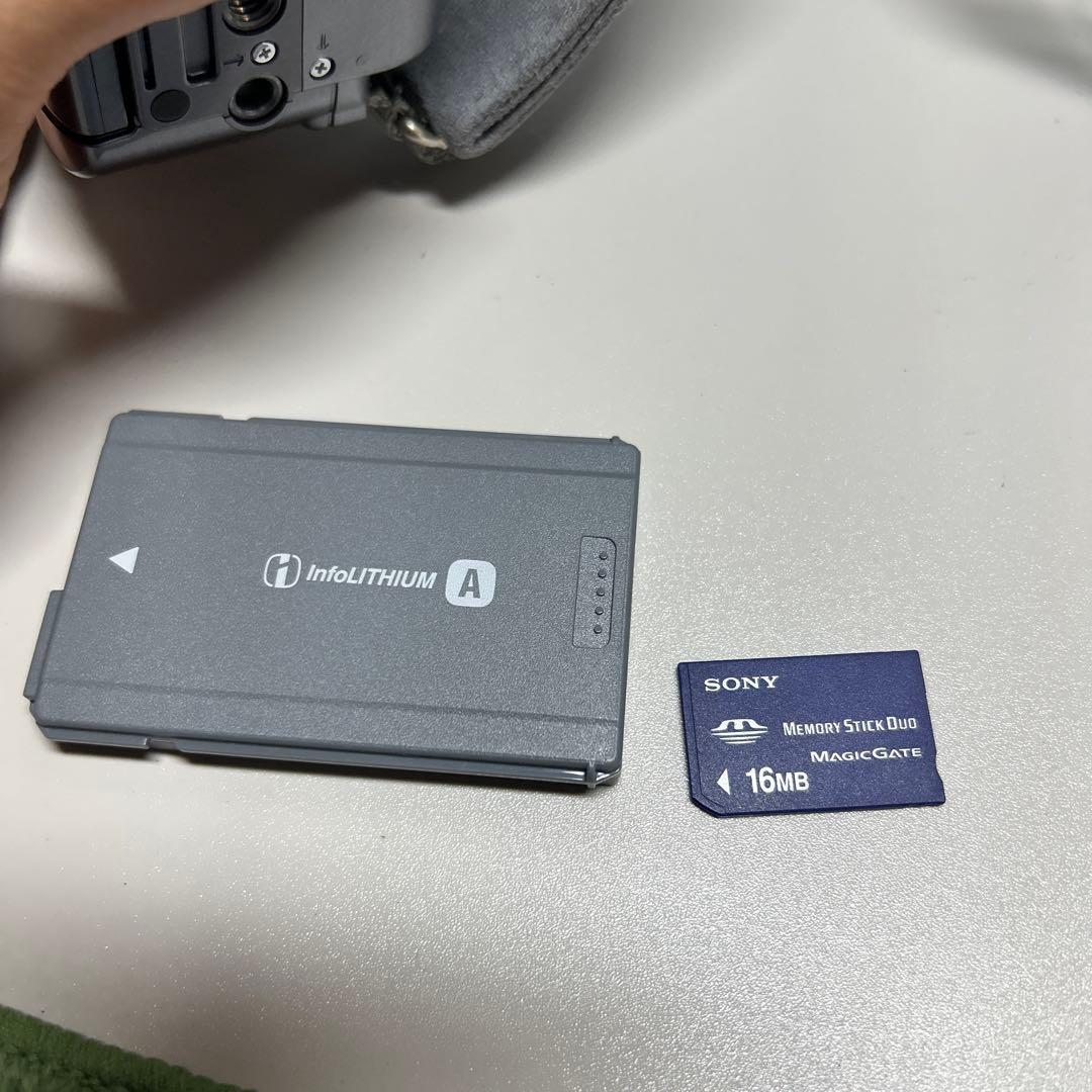 動作良品 Sony ハンディカム DCR-HC90 極 美品ビデオカメラ