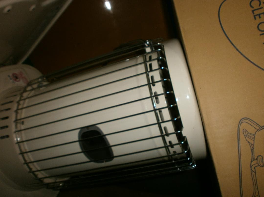 送料無料　　数回使用綺麗、コロナ SL-6６-19　 2019年