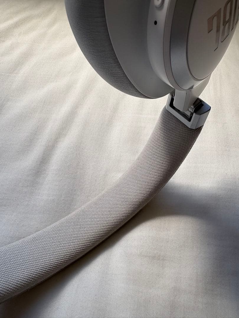 JBL LIVE 770NC ワイヤレスヘッドホン ホワイト