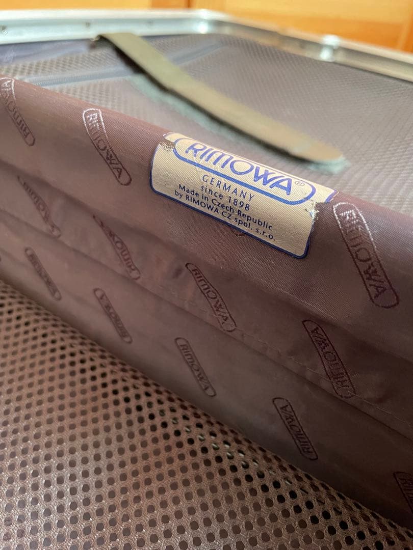 Rimowa Limbo キャリーケース