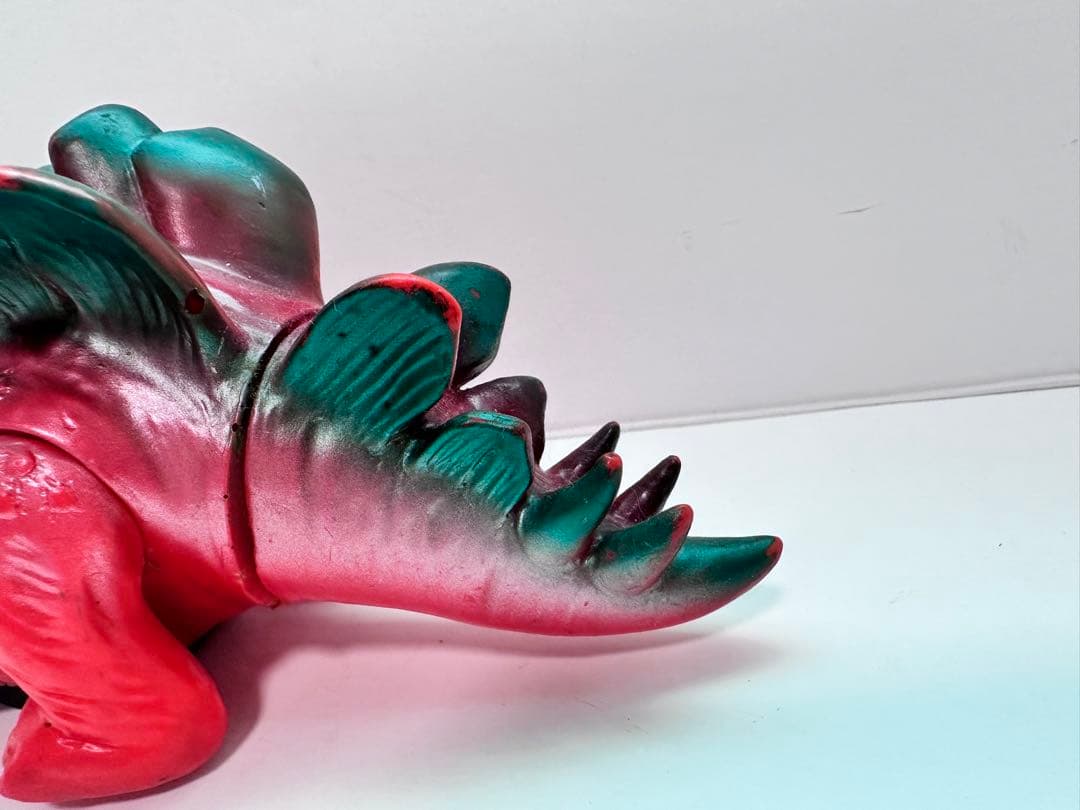 昭和当時物　発火恐竜 すてござうるす フリクショントイ ソフビ