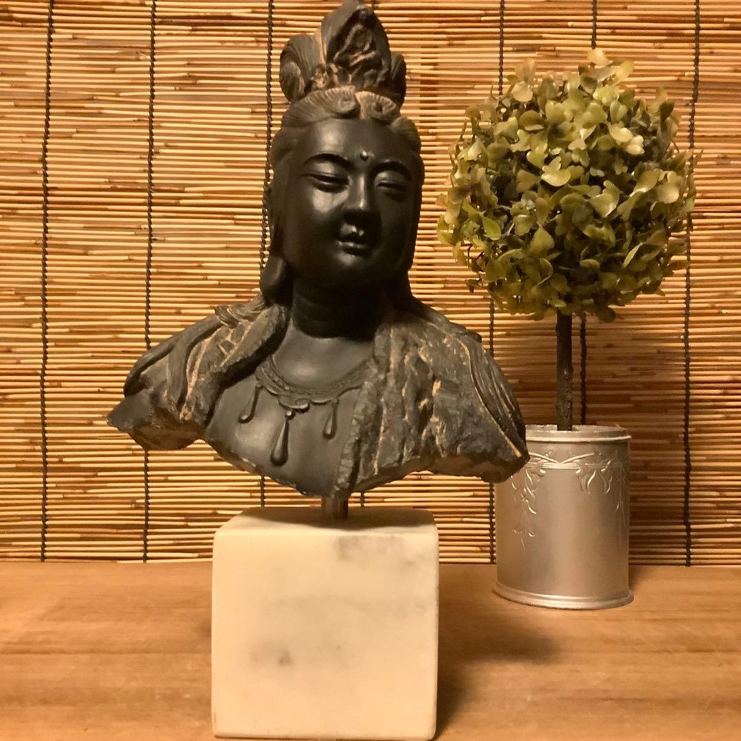 古玩・石像「観音菩薩胸像」仏教美術・観音経・般若心経・功徳・石彫り