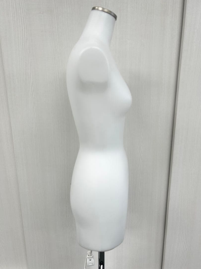 【超美品】 婦人トルソー 内照式 LED ベースあり 9号