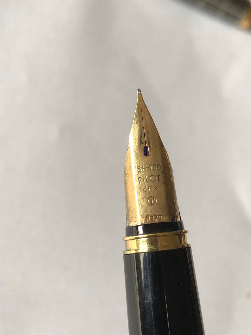 PILOT グレー ストライプ 万年筆18k 750