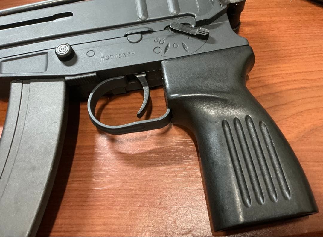 マルゼン　スコーピオン　Vz61　ガスガン