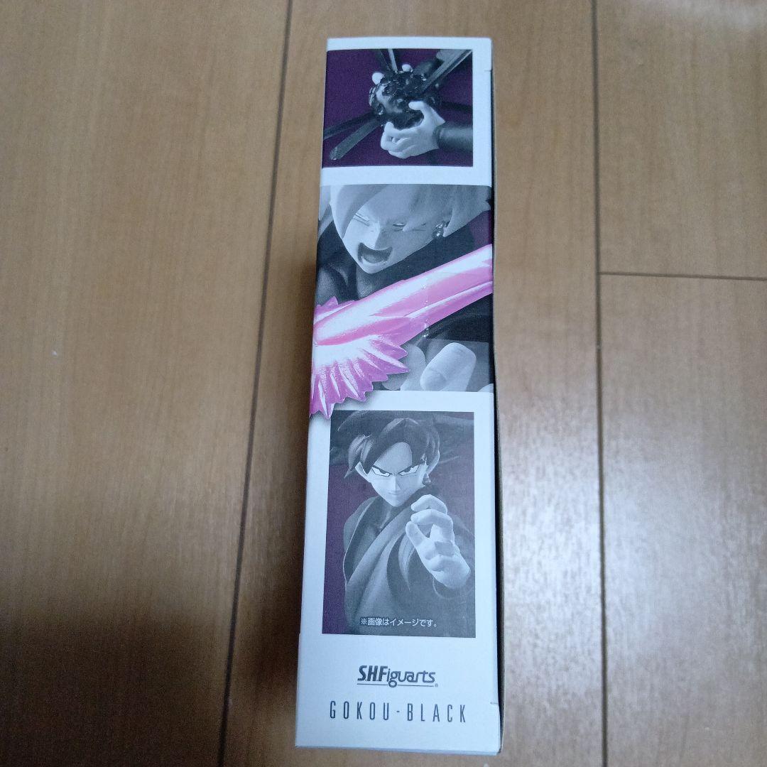 Shフィギュアゴクウブラック、スーパーサイヤ人ロゼ２体セット