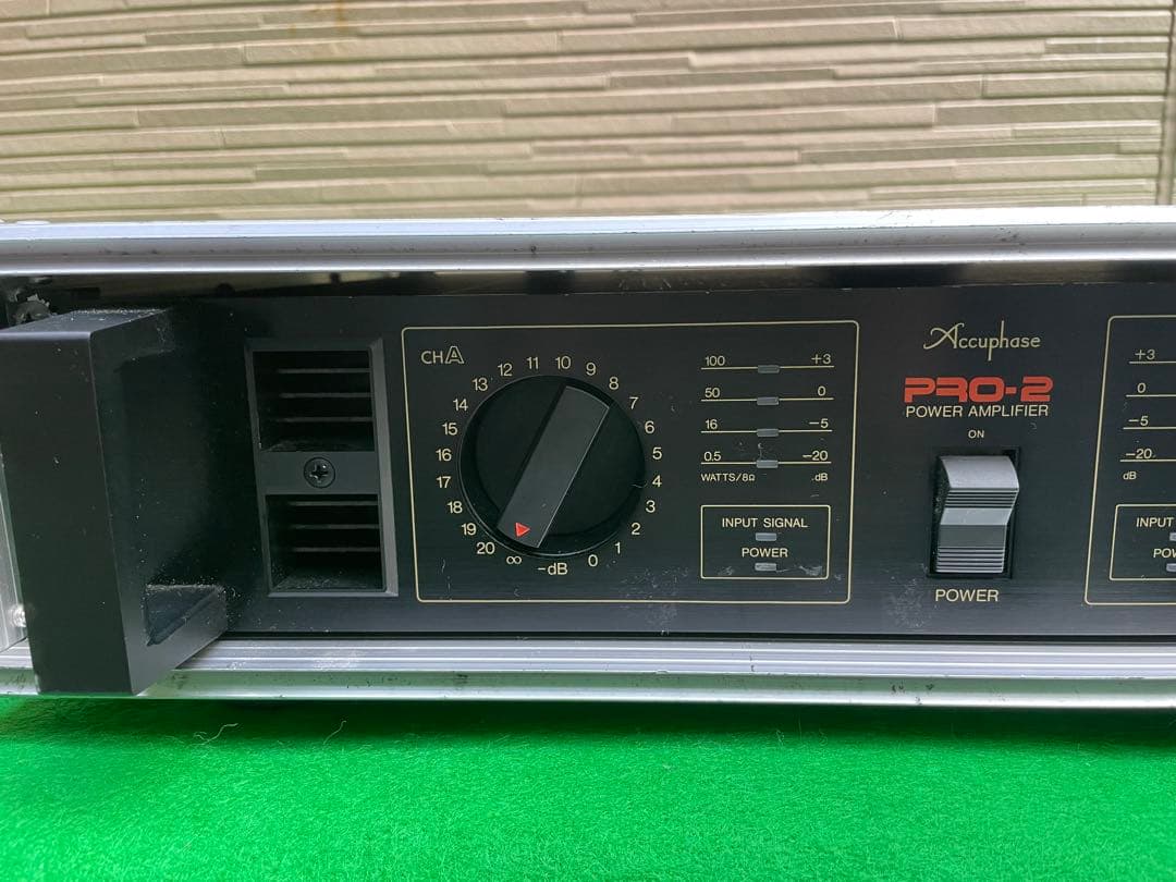アキュフェーズ pro-2 業務用パワーアンプ ハードケース付 動作品
