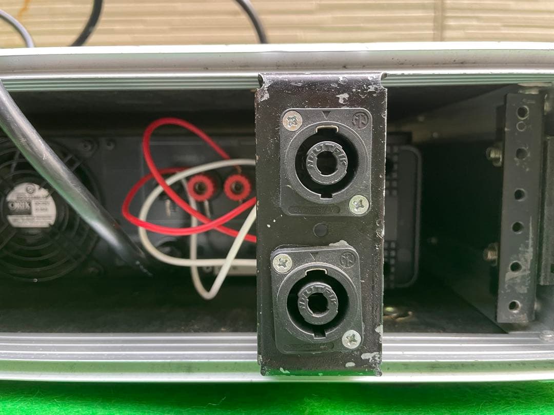 アキュフェーズ pro-2 業務用パワーアンプ ハードケース付 動作品