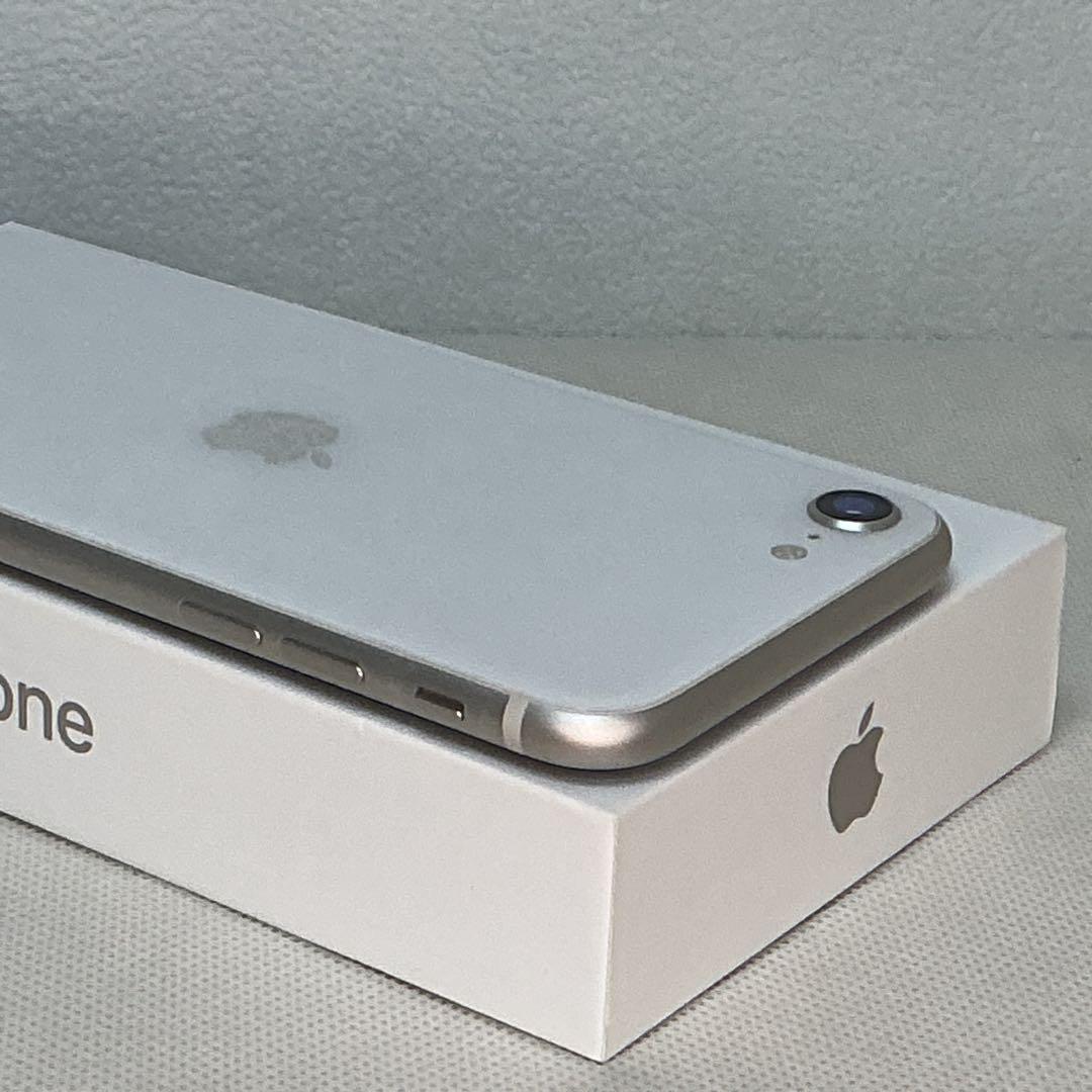 【美品】iPhoneSE3 128GB 新品大容量バッテリー　SIMフリー