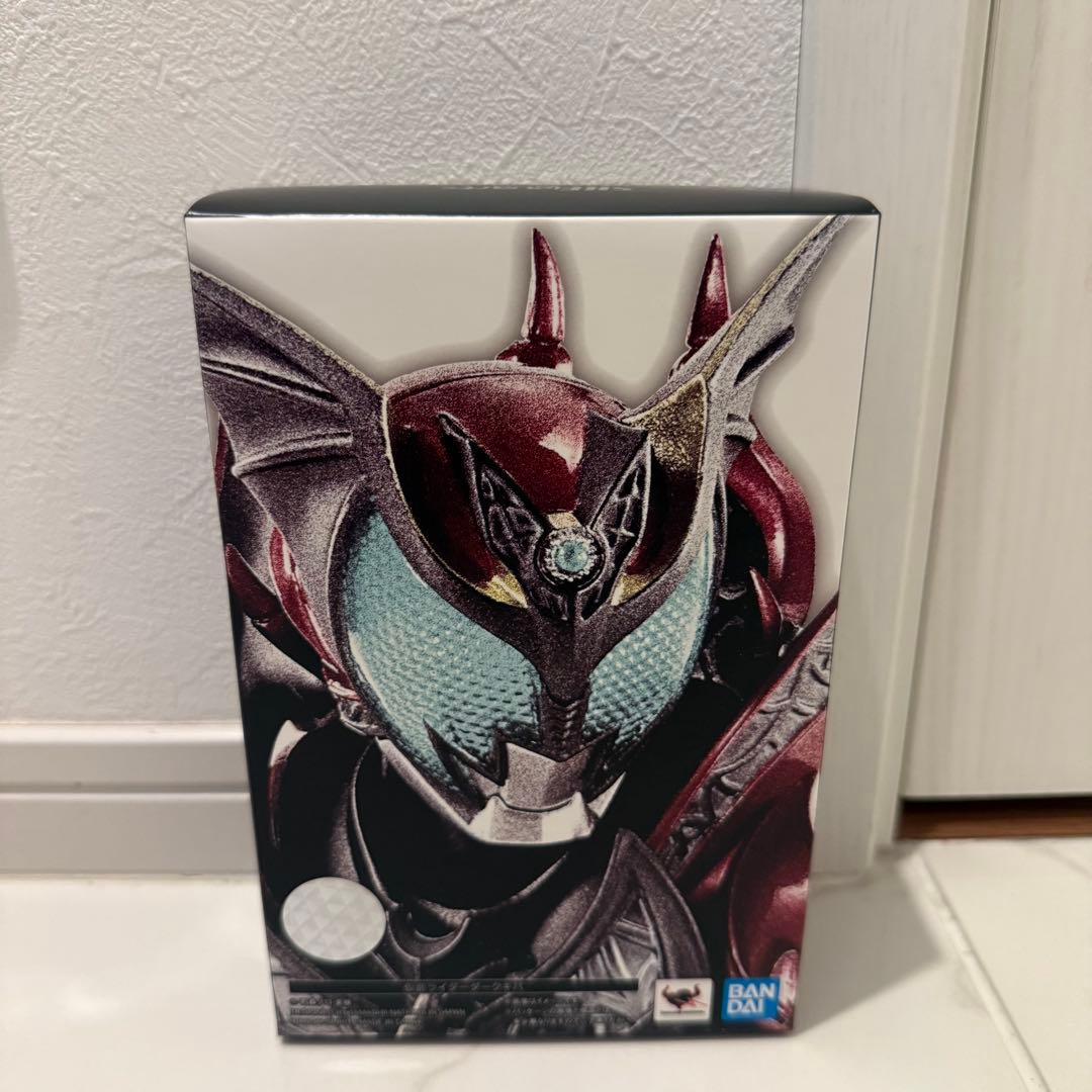 S.H.Figuarts（真骨彫製法） 仮面ライダーダークキバ