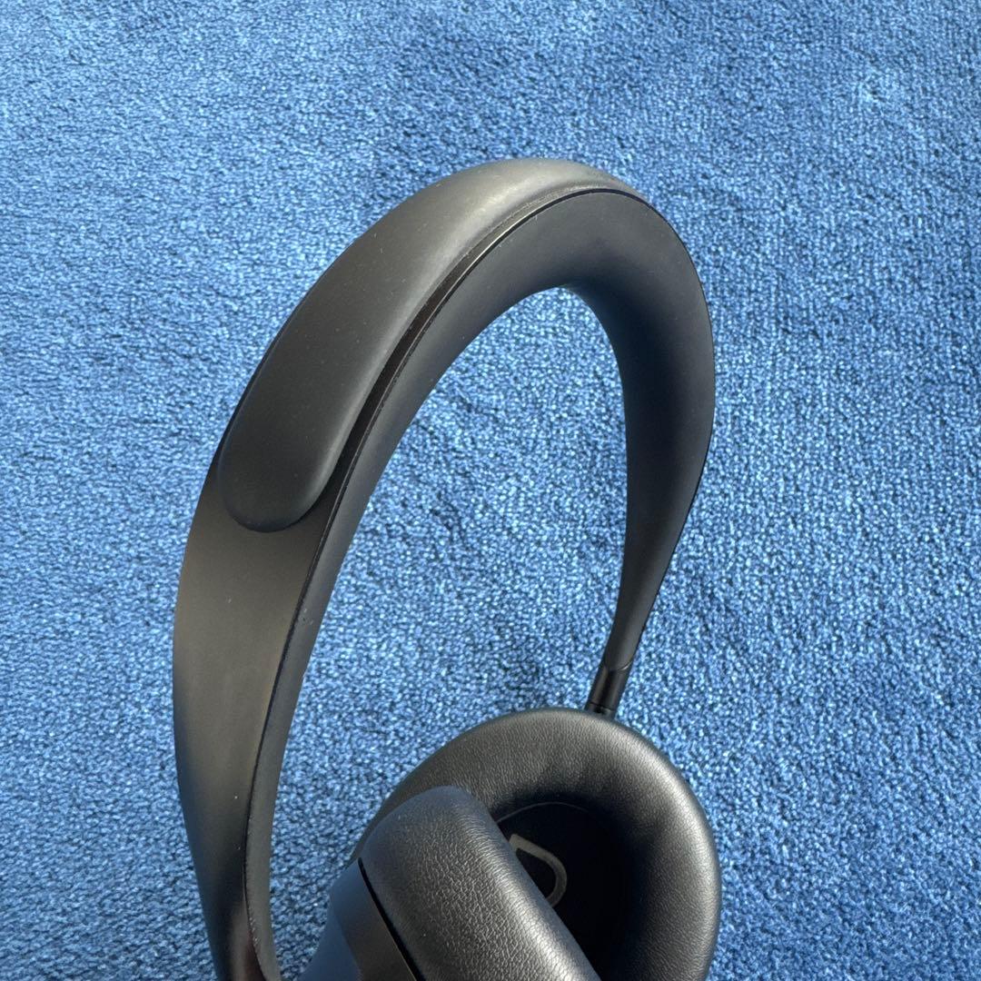 【イヤーパッド新品交換済み】 Bose ヘッドホン NC700HP